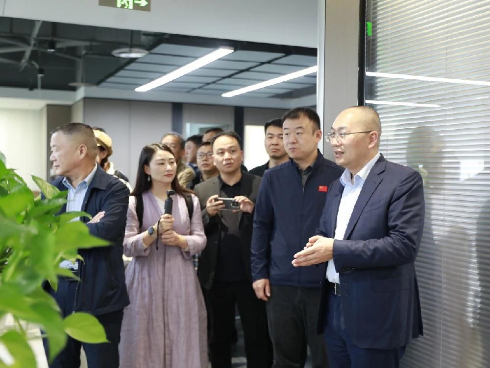 /attached/image/20251105/ /attached/image/20251105/